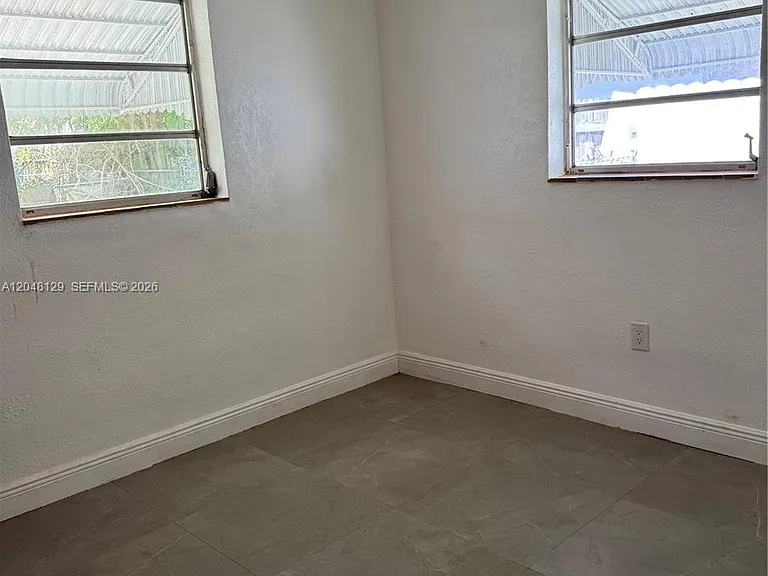 1281 NE 209th Ter — Photo 12