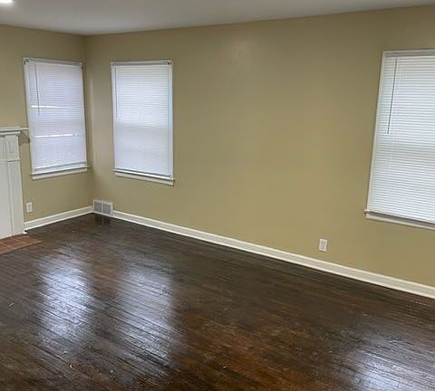 2nd image of 3636 N Lesley Ave