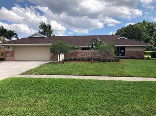 11592 Whitemarsh Dr, Wellington, FL 33414