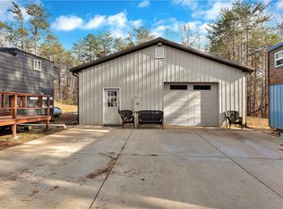 2475 Pumpkintown Hwy, Pickens, SC 29671
