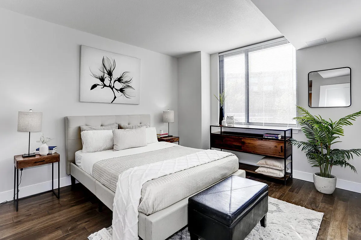 Bedroom - 50 Florida Ave NE #316