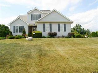 3 Hunters Run, Ballston Lake, NY 12019