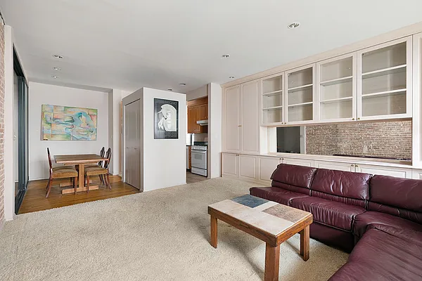 Sold by Compass | media 15