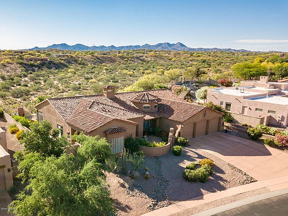 4th image of 22 W Desert Knoll Pl