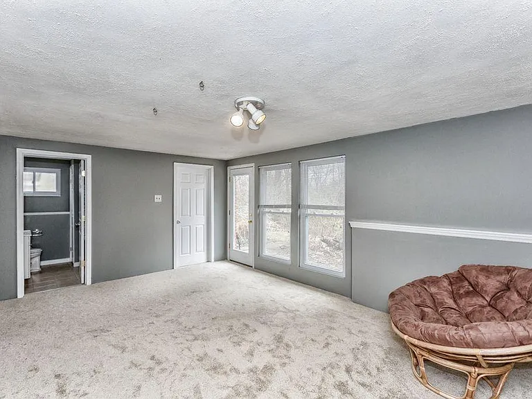 9967 Doerste Ct — Photo 17