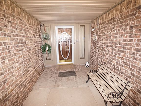 5th image of 5309 Devonian Ave