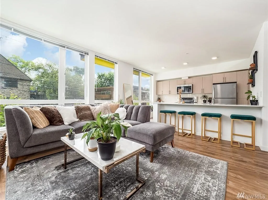 1 bed, 681 sqft, $2,200 — Photo 4