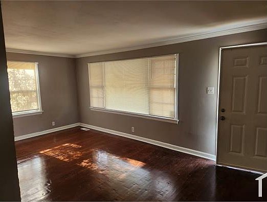 3rd image of 10506 Ewell Dr