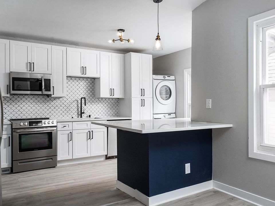 Dine-in Kitchen