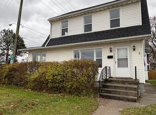 632 Lovers Ln, Akron, OH 44311