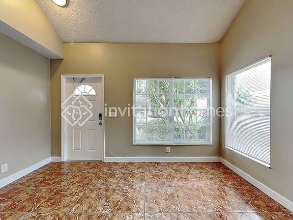 4th image of 4540 Concordia Ln