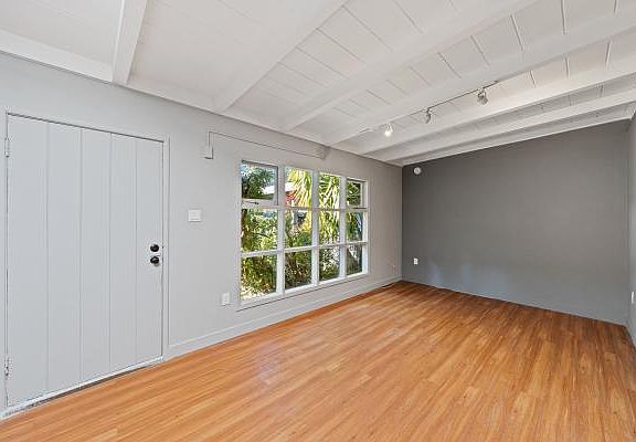 4th image of 37 Valley Rd