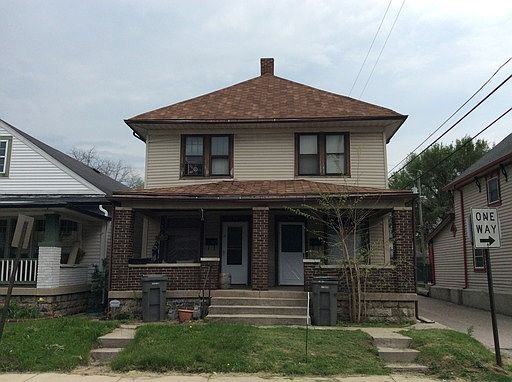 1st image of 944 E Morris St