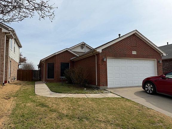 2nd image of 6360 Geneva Ln