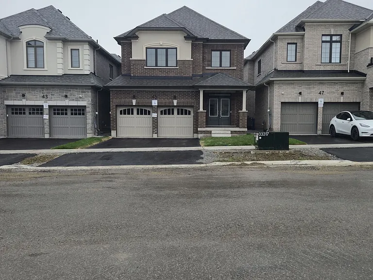 45 Pembrook St #UPPER — Photo 2