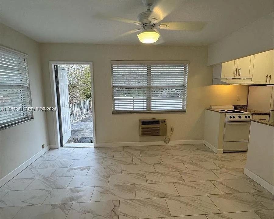 11890 NE 16th Ave #6