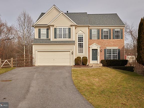 3rd image of 18029 Wheatridge Dr