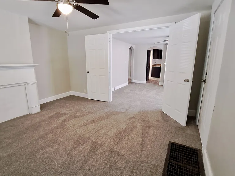 821 Herman Ave — Photo 3