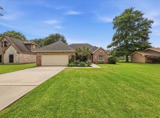197 Live Oak St, Bridge City, TX 77611