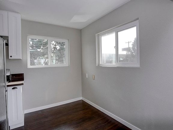 5th image of 832 Jeanne Ave APT 4