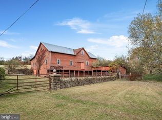 6530 N Frederick Pike, Cross Junction, VA 22625