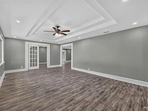 4th image of 5627 S Alamo Rd