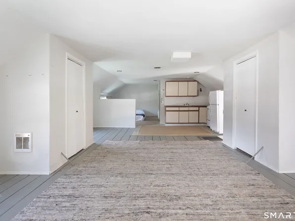 7 Railroad Street Anx, West Cornwall, CT 06796