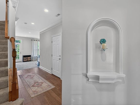 4th image of 2527 Avemore Pond Rd