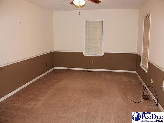 2nd image of 419 Cherokee Dr