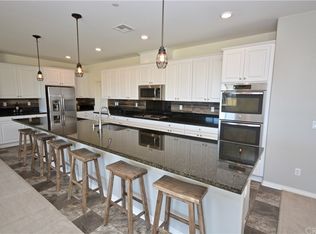 32623 Chambord St, Winchester, CA 92596