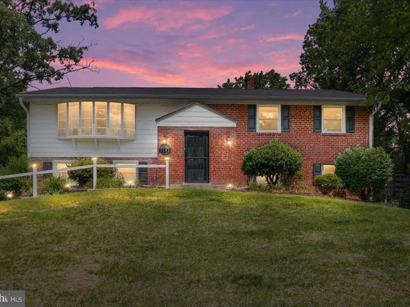 3132 Christine Dr, Beltsville, MD 20705