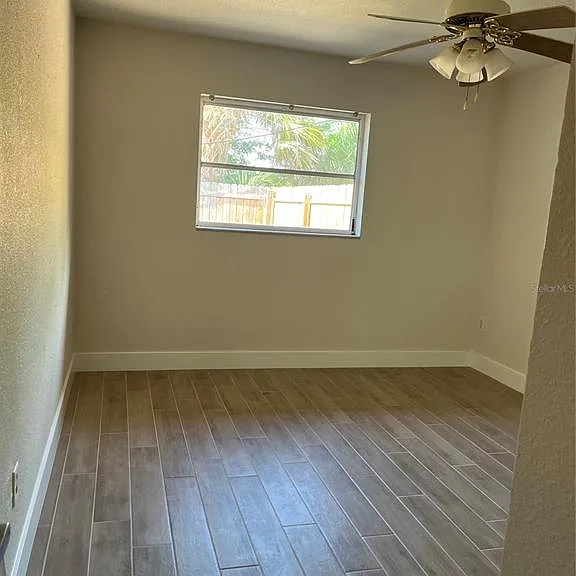 21314 Stillwater Ave — Photo 5