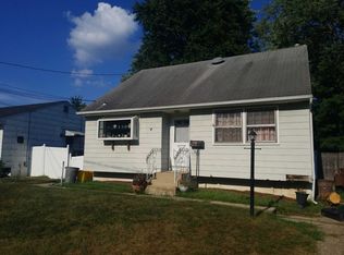 1024 Roosevelt Ave, Glendora, NJ 08029