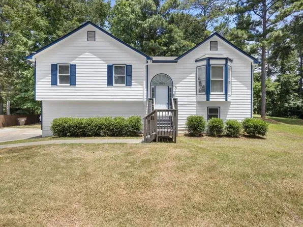 624 Silverthorne Cir, Douglasville, GA 30134