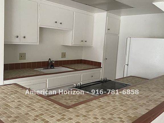 3rd image of 779 Carro Dr APT 3