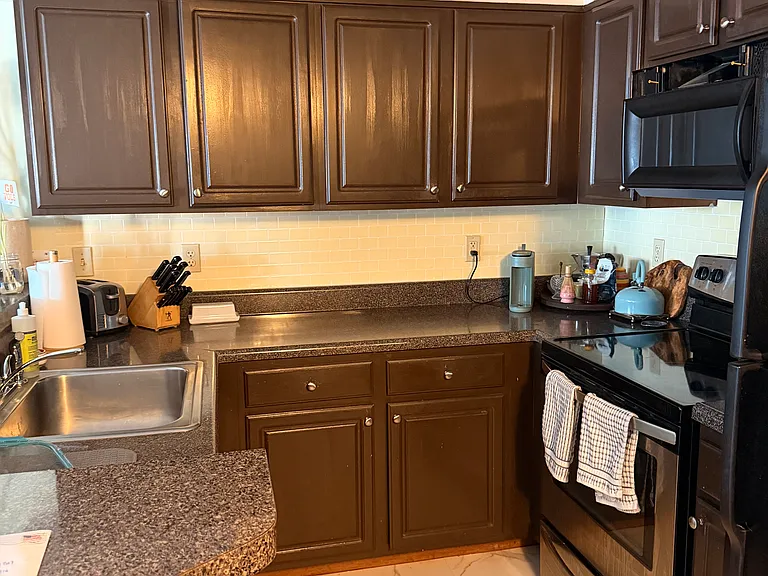 1517 Laurel Ave #207 — Photo 15
