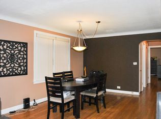 2540 W Rascher Ave, Chicago, IL 60625