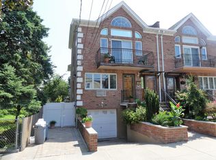 6409 Pleasantview St FL 1ST, Middle Village, NY 11379