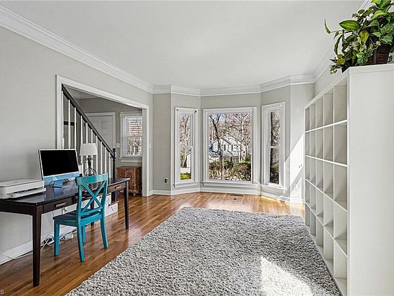 4th image of 2505 Baytree Dr