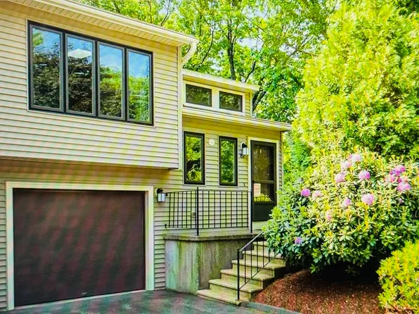 82 Londonderry Rd Unit 82, Grafton, MA 01519