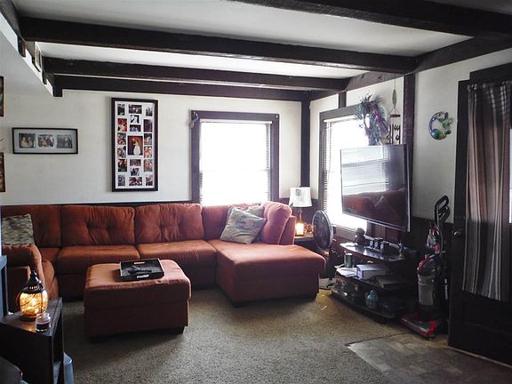 3rd image of 505 Sullivan Ave