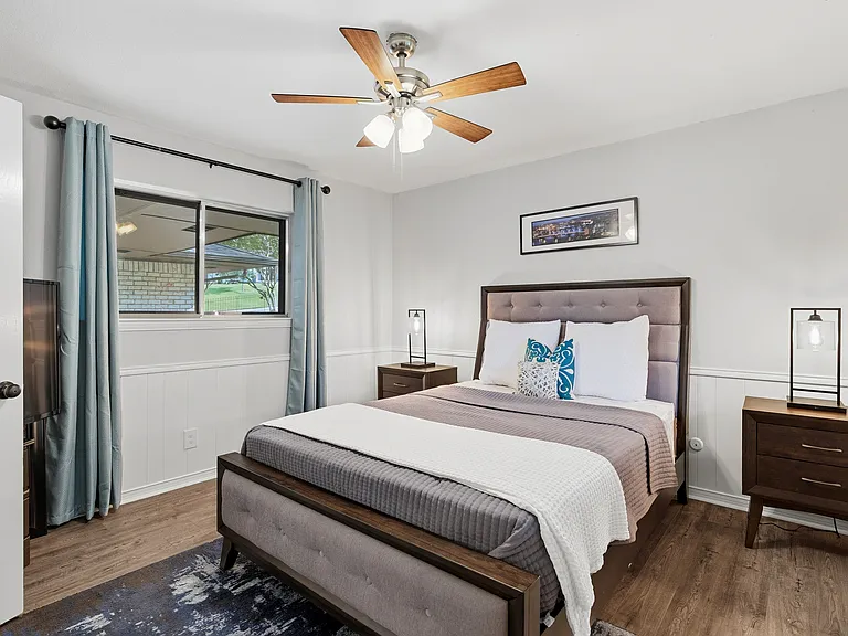 412 E Northgate Dr — Photo 25