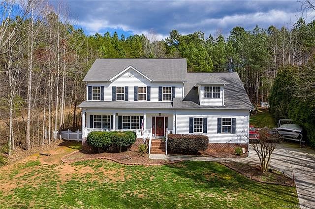 1st image of 3526 Lake Bluff Dr