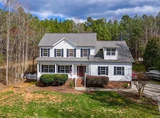 3526 Lake Bluff Dr, Sherrills Ford, NC 28673