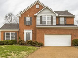 804 Winners Circle Ct, Thompsons Station, TN 37179
