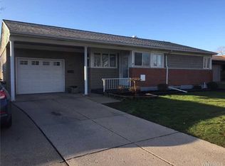 223 Evergreen Dr, Tonawanda, NY 14150