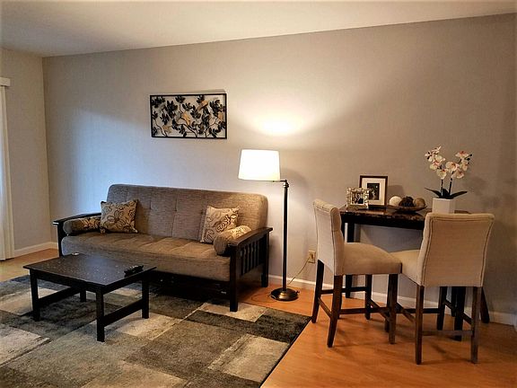 3rd image of 320 N Civic Dr APT 320
