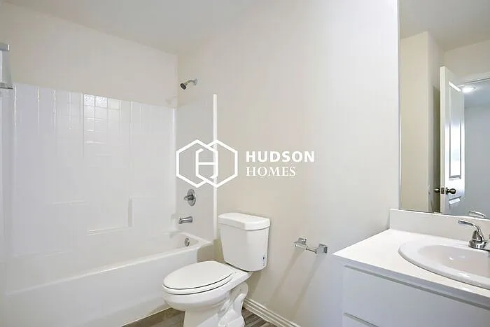 1115 E Birdsong St — Photo 10