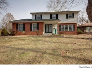 3300 Ellendale Dr, Springfield, IL 62704