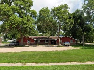 303 N 3rd St #10, Laurens, IA 50554